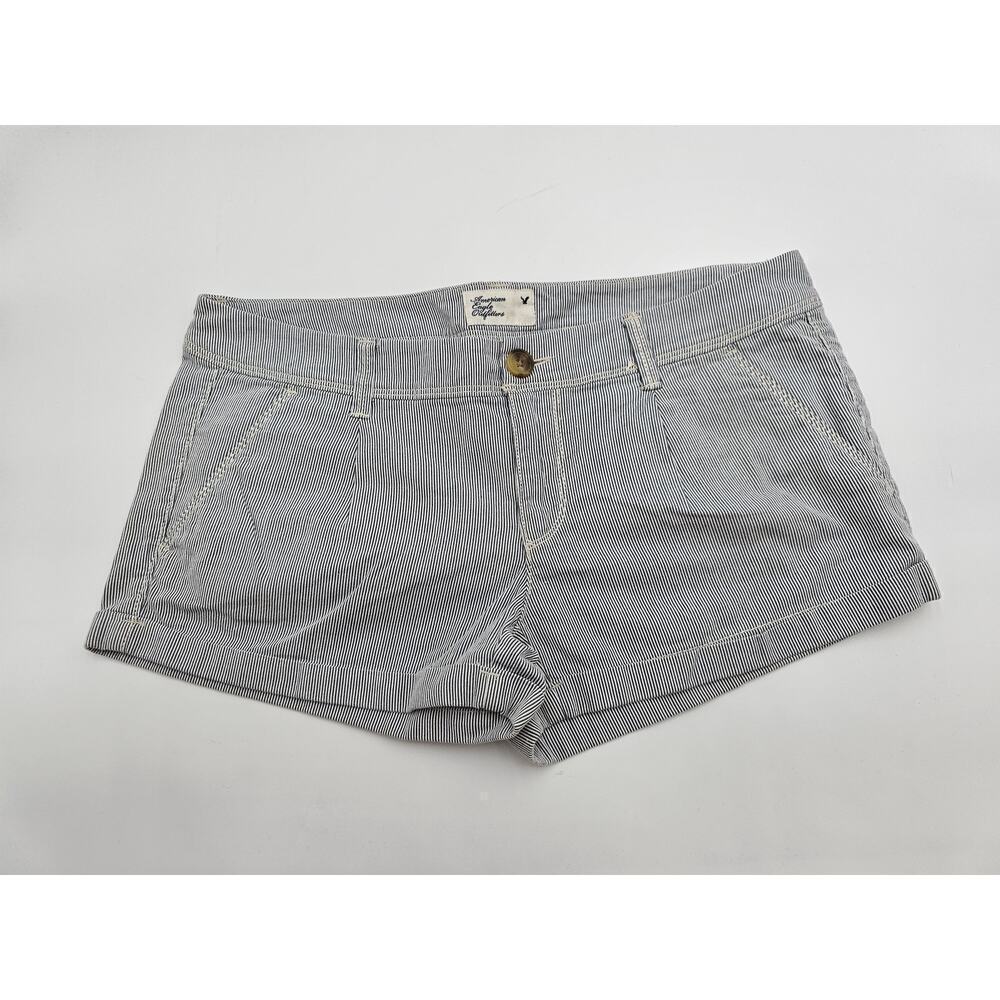 American Eagle Women's 6 Blue and White Cotton Striped Cuffed Shorts
